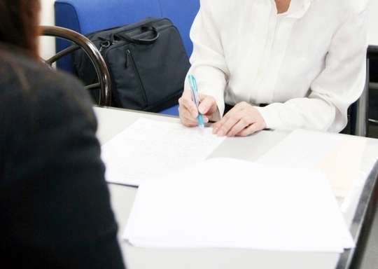 面談内容を書きとめる